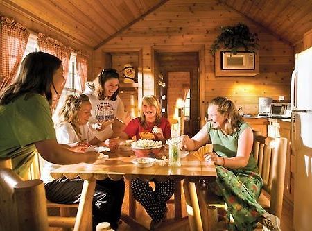 Branson Koa Campground Hotel Bagian luar foto